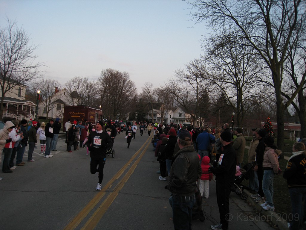 Holiday Hustle 5K 2009 465.jpg - The 2009 running of the Holiday Hustle 5K put on by Running Fit in Dexter Michigan on a sunny but 28 degree on December 5, 2009.